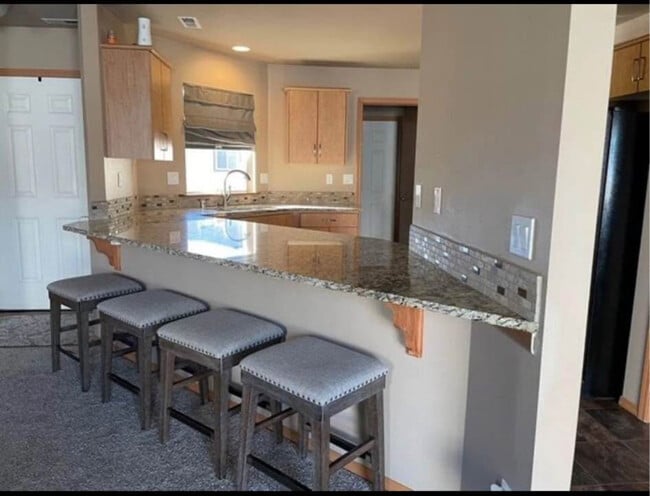 Building Photo - Cherokee Rental