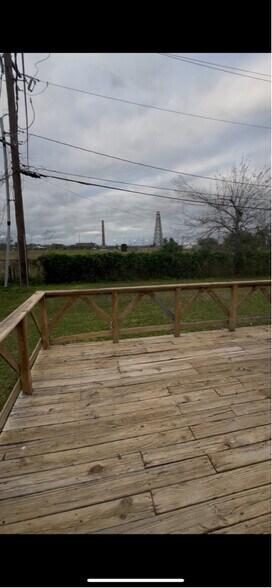 Building Photo - 5525 Bonnie Lee Ln