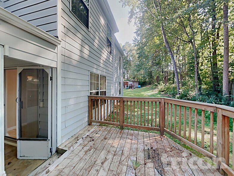 Building Photo - 1101 Tuscany Cir SW