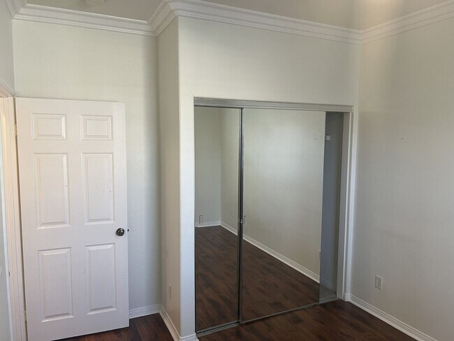 Building Photo - 2bd 2 ba Ladera Ranch Townhome for Lease