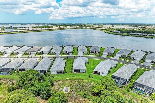Building Photo - 1047 Waterline Ct