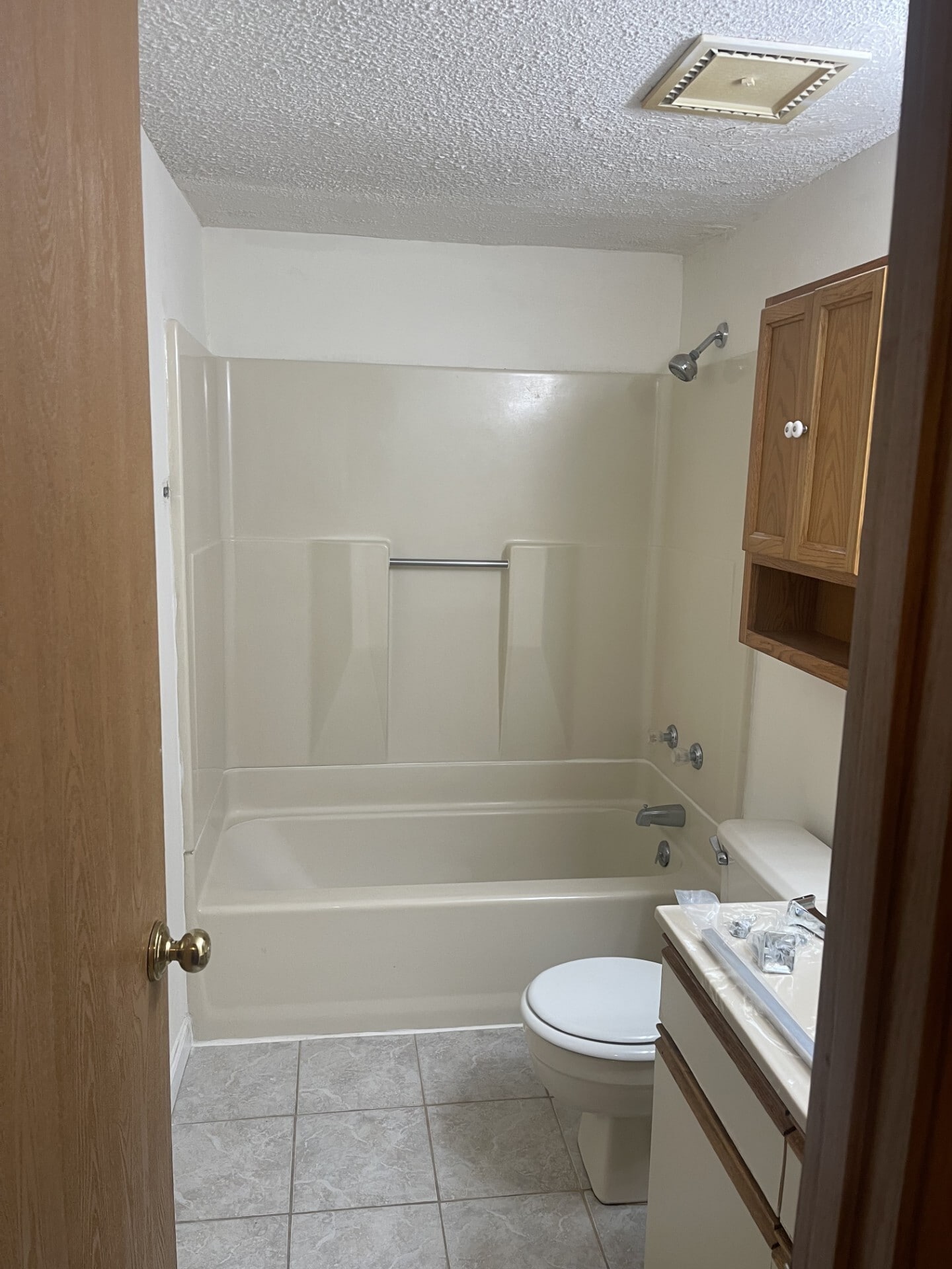 Building Photo - 1615 Sylvan Ln