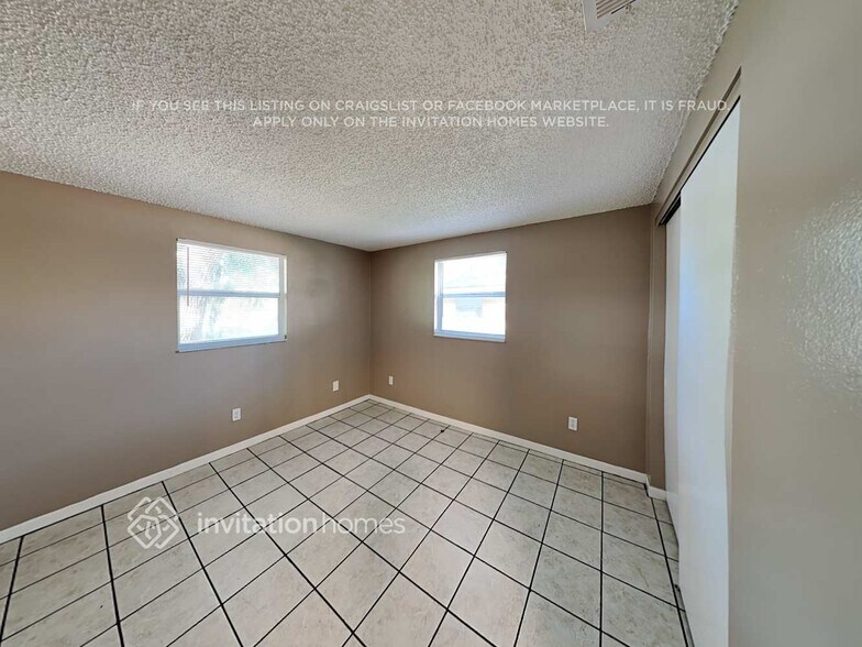 Building Photo - 8086 52nd Ln N