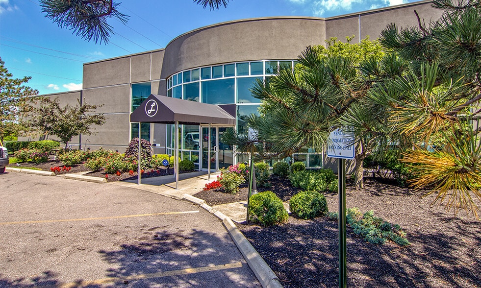 Lakeshore Drive Apartment Homes 1 E Lake Shore Dr Cincinnati OH 45237 Apartment Finder