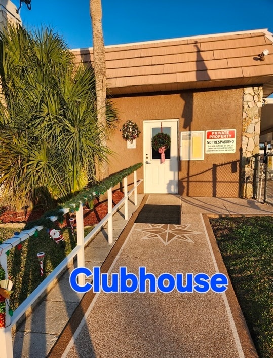 Building Photo - 10322 Andre Blvd