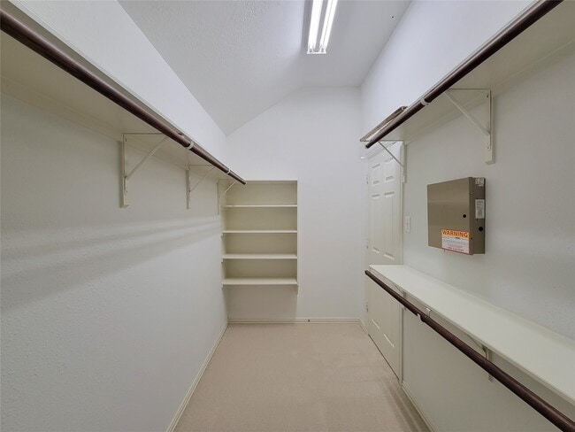 Building Photo - 6806 Haley Ct