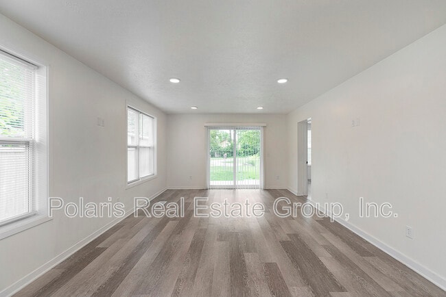 Building Photo - 4129 Cornelius Ave