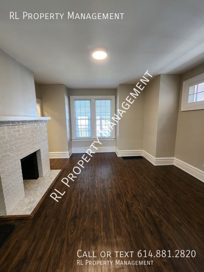 Building Photo - Beautiful 4 bedroom 2 bathroom home in Old...