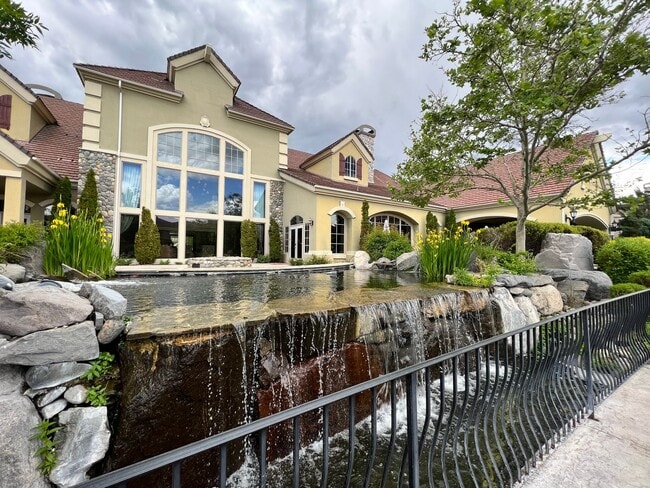 Building Photo - 9900 Wilbur May Pkwy