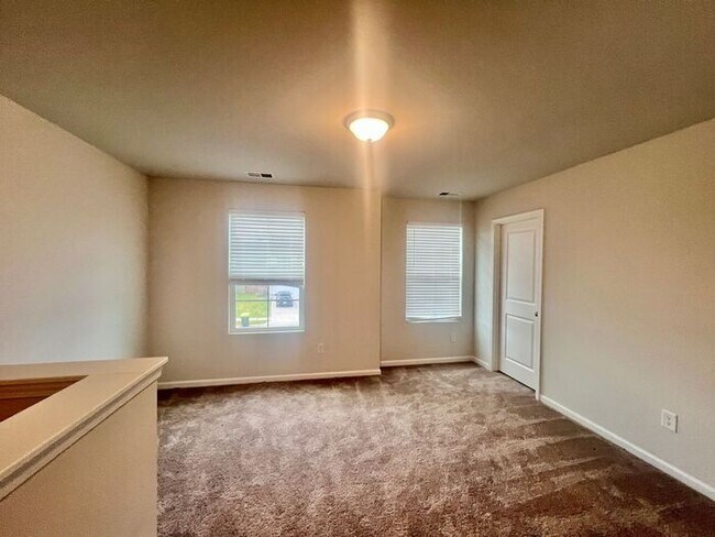 Building Photo - Parsons Mill Castle Hayne, 4BR, 2 Car Gara...