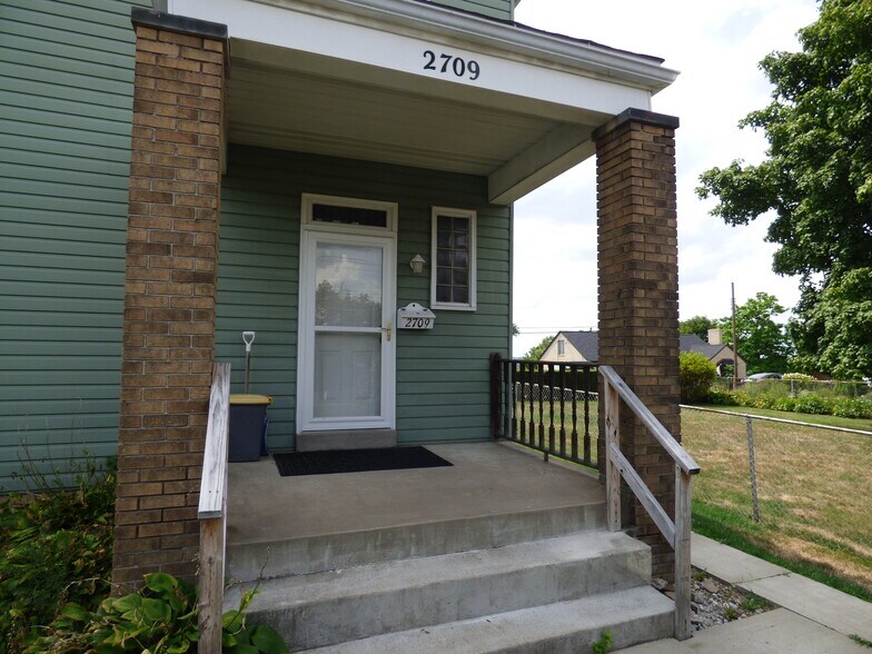 Building Photo - 2709 Middletown Rd