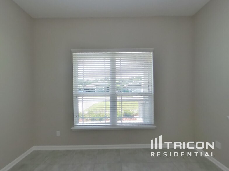 Building Photo - 12131 Rouen Cove Dr