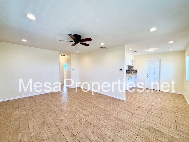 Building Photo - 16149 Orange St