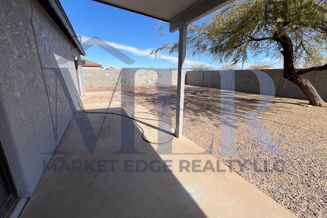 Building Photo - 3Bed/2Ba Home in Arizona City! $199 MOVE-I...