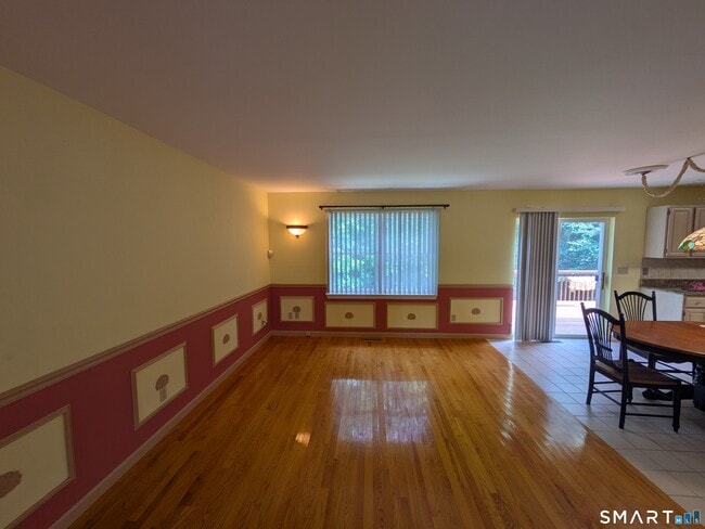 Building Photo - 61 Basking Brook Rd