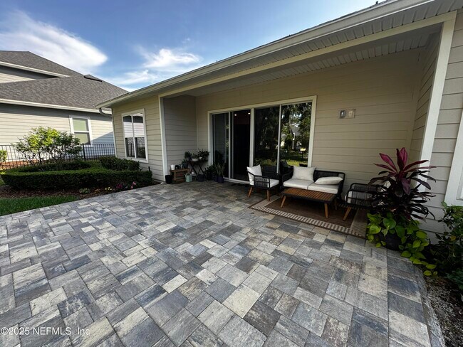 Building Photo - 8613 Homeplace Dr