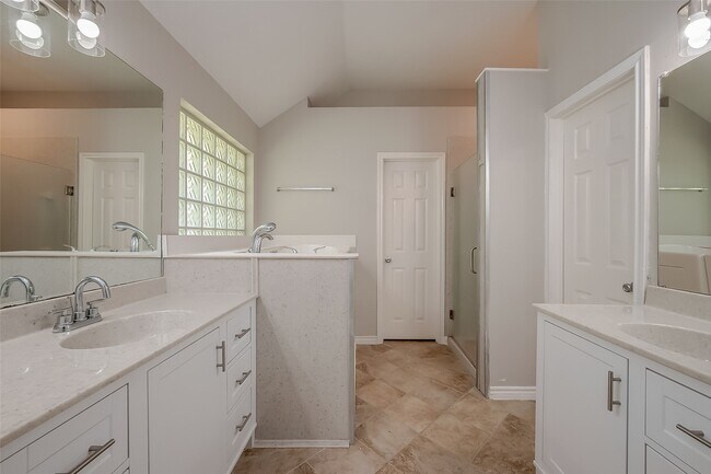 Building Photo - 14323 Floret Estates Ct