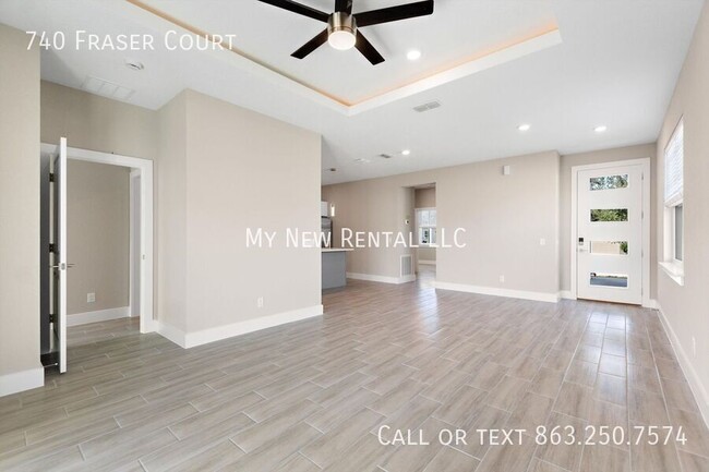 Building Photo - 740 Fraser Ct
