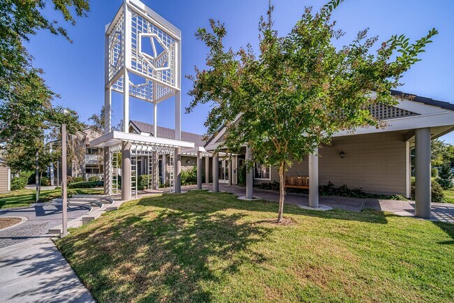 Building Photo - 2-Bedroom/2 bath near Almaden Lake! - $3,400/mo