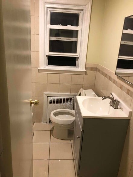 Building Photo - 300 Concord Ave