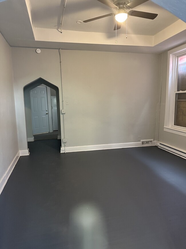 Building Photo - 1504 Jules St