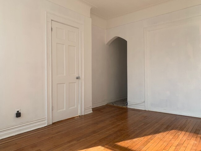 Building Photo - 515 Eastern Pkwy