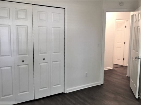 Building Photo - 121 Nottingham Dr E