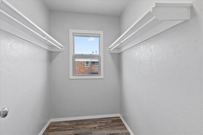 Building Photo - 4610 N Classen Blvd