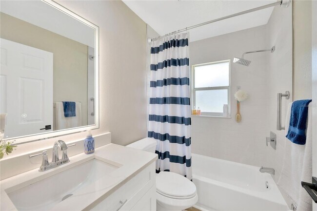Building Photo - 4617 Basswood St