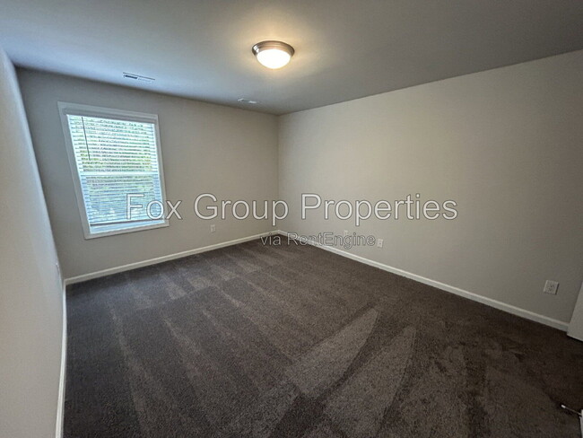 Building Photo - 8236 McCormick St