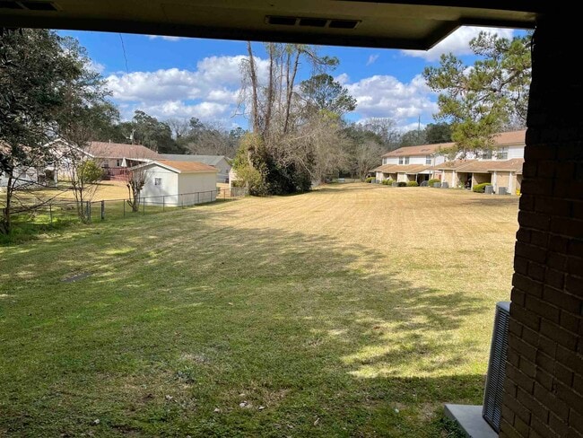 Building Photo - 2618 Old Bainbridge Rd