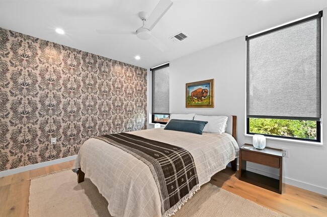 Building Photo - 1709 Willow St