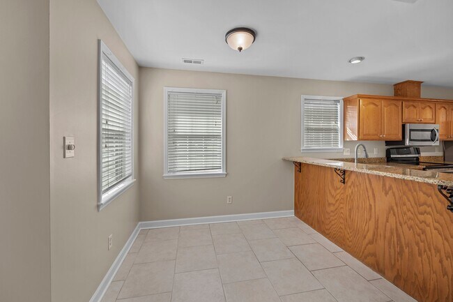Building Photo - 100 Iverson Ln