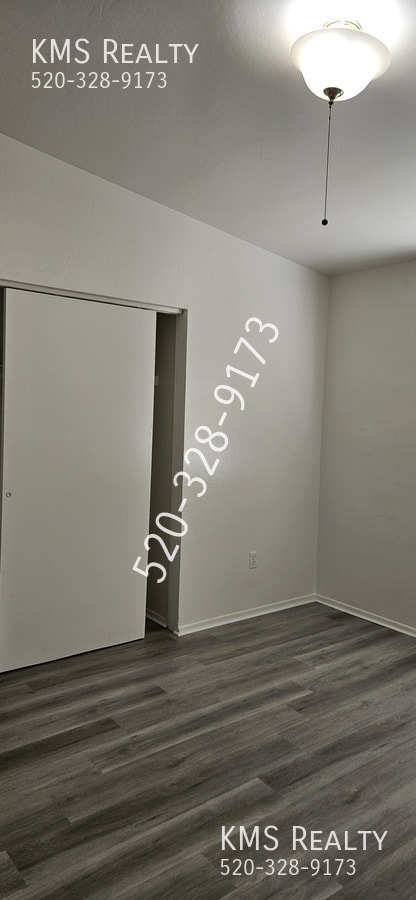 Building Photo - 1616 N Mohave Ave