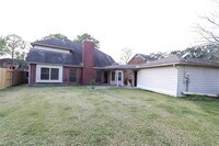 Building Photo - 13607 Robin Hill Ct