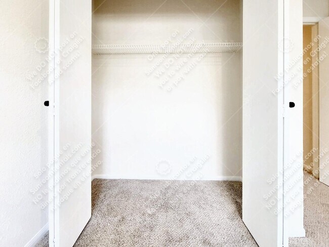 Building Photo - 8706 Schick Rd A