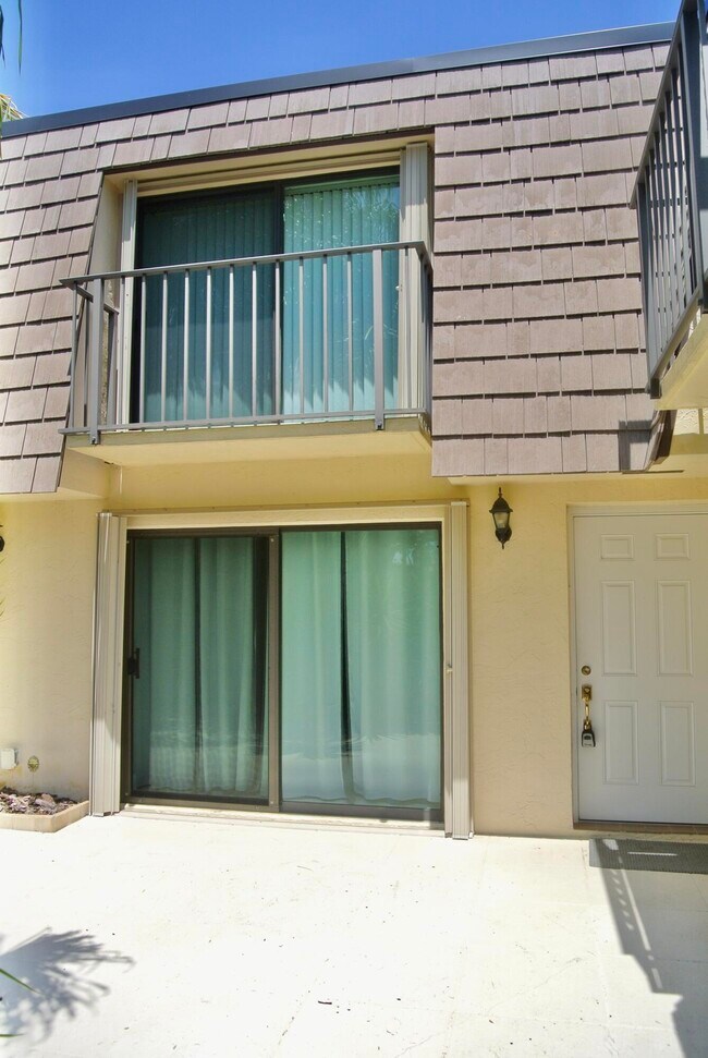 Building Photo - 121 Ocean Cove Dr