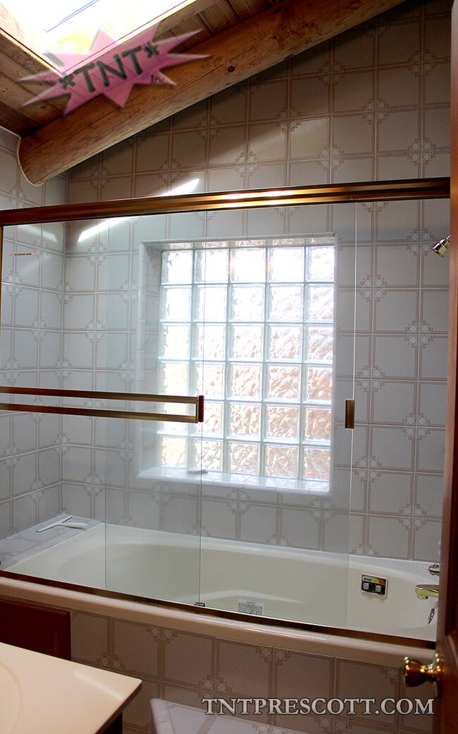 Building Photo - Cabin in Prescott ~ HOLD*