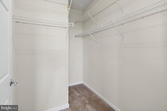 Building Photo - 1447 Sierra Dr