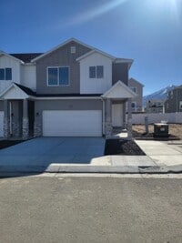 Building Photo - 728 N 160 E