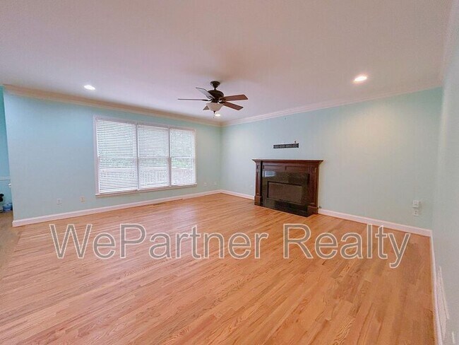 Building Photo - 280 Graystone Way
