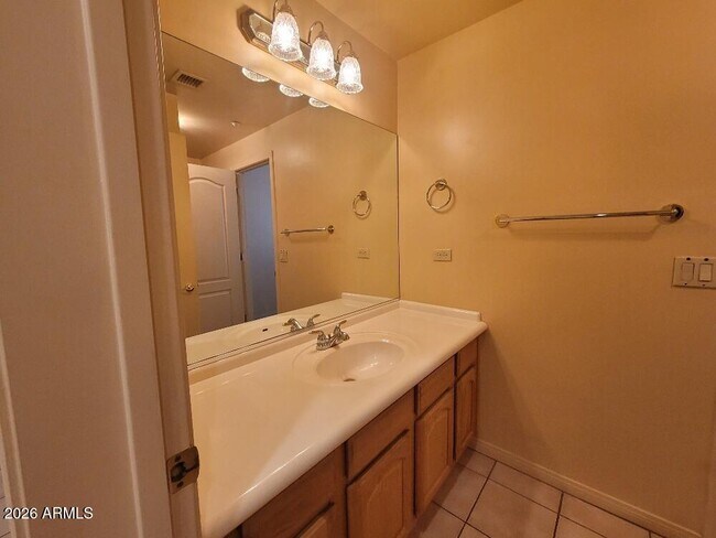 Building Photo - 12608 N Mountainside Dr