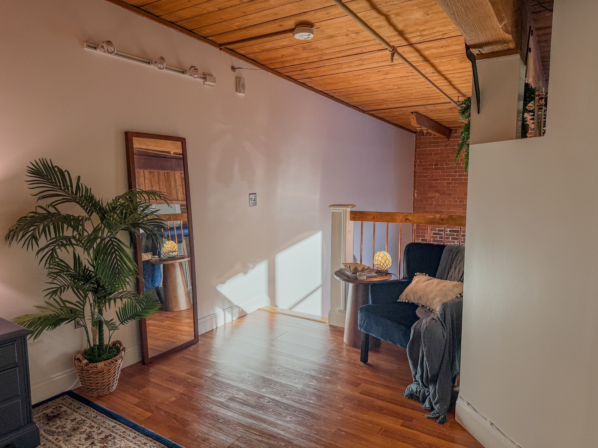 Building Photo - 494 Woonasquatucket Ave