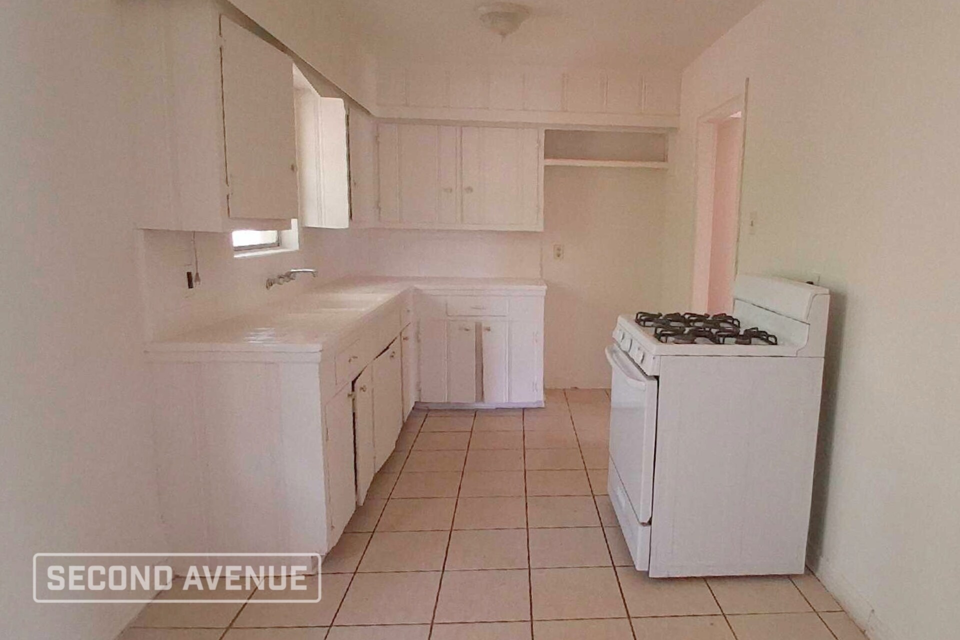 Building Photo - 343 E Delz Dr