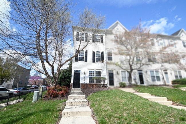 Primary Photo - 4289 South Capitol St SE