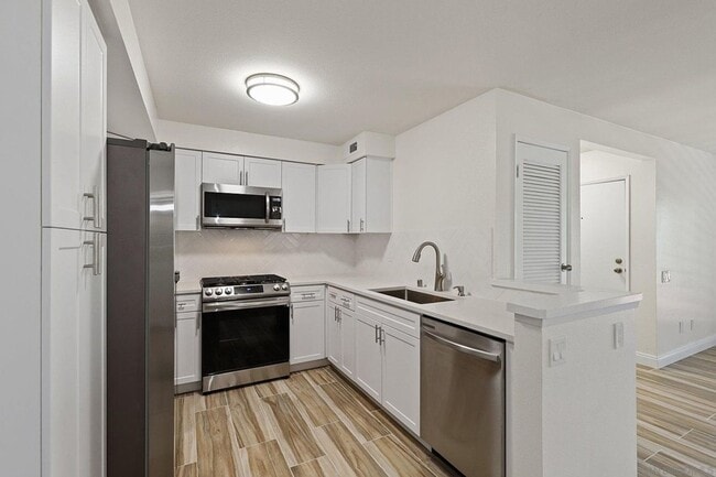 Building Photo - 12291 Carmel Vista Rd