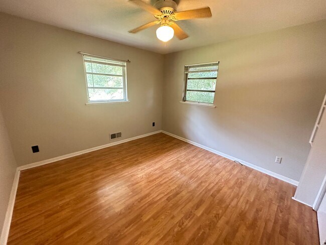 Building Photo - Home for Rent Near Mountain Brook