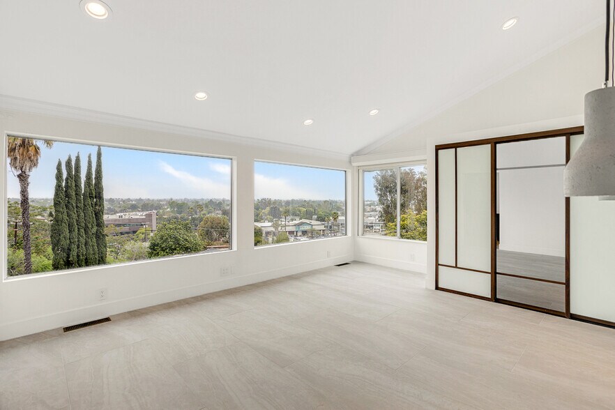 Building Photo - 11354 Sunshine Ter