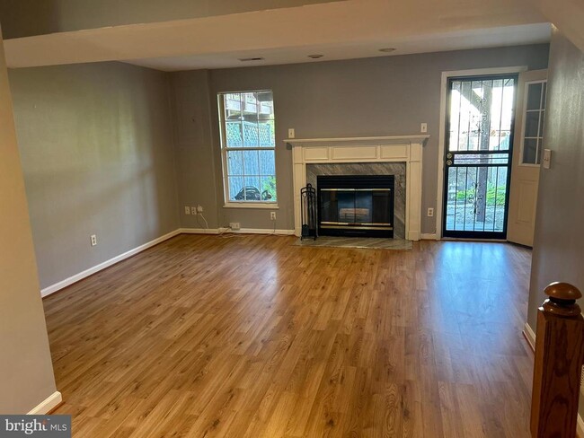 Building Photo - 12717 Perchance Terrace