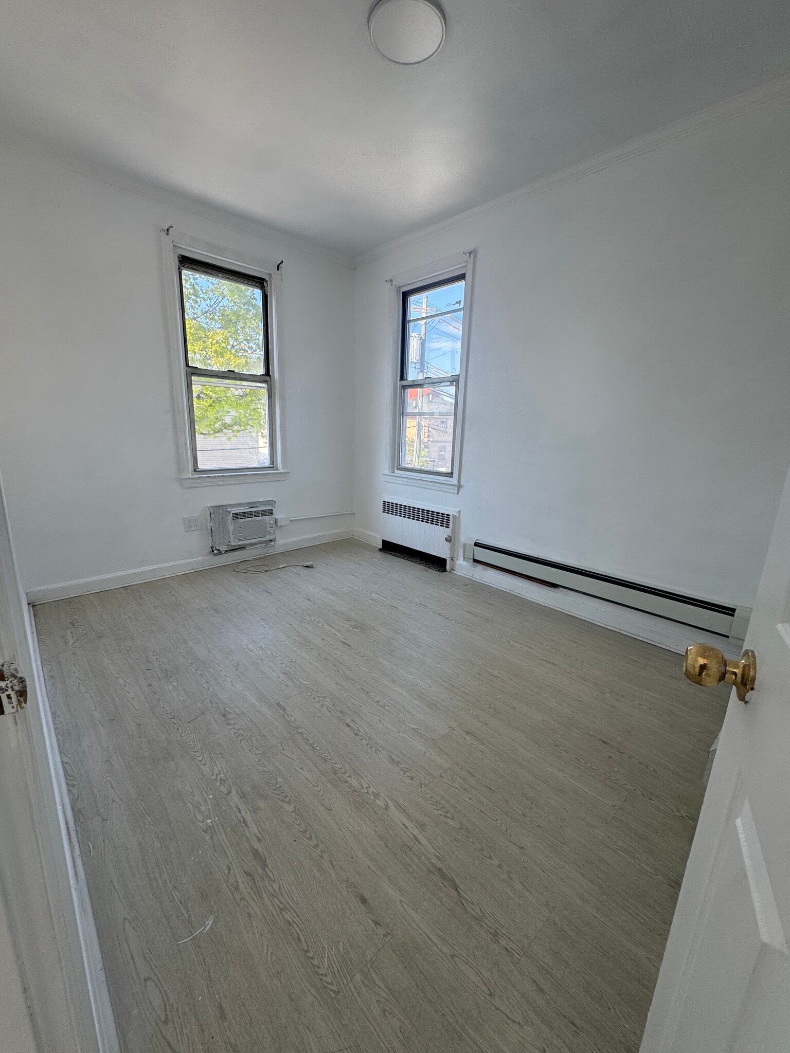 Building Photo - 1848 126th St